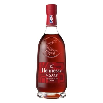 Hennessy V.S.O.P Cognac Holiday Limited Edition Gift Tin 700ml